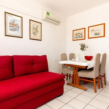 Appartement Mavarstica 17821a *