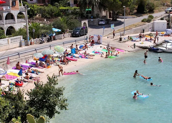 Mavarstica 17821a Appartement Trogir