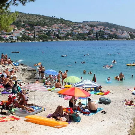 Mavarstica 17821a Apartment Trogir