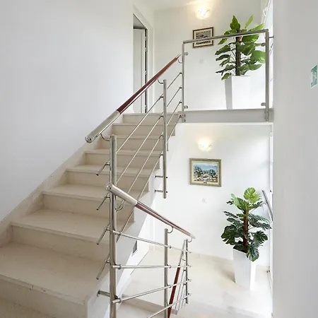 Mavarstica 17821a Apartment
